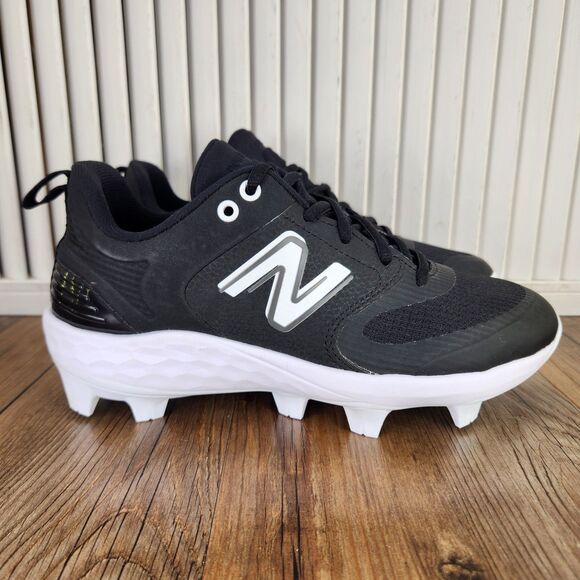 New Balance Velo v3 Fresh Foam Womens Sz 7 Black Molded Softball Cleats SPVELOK3 - Picture 1 of 9